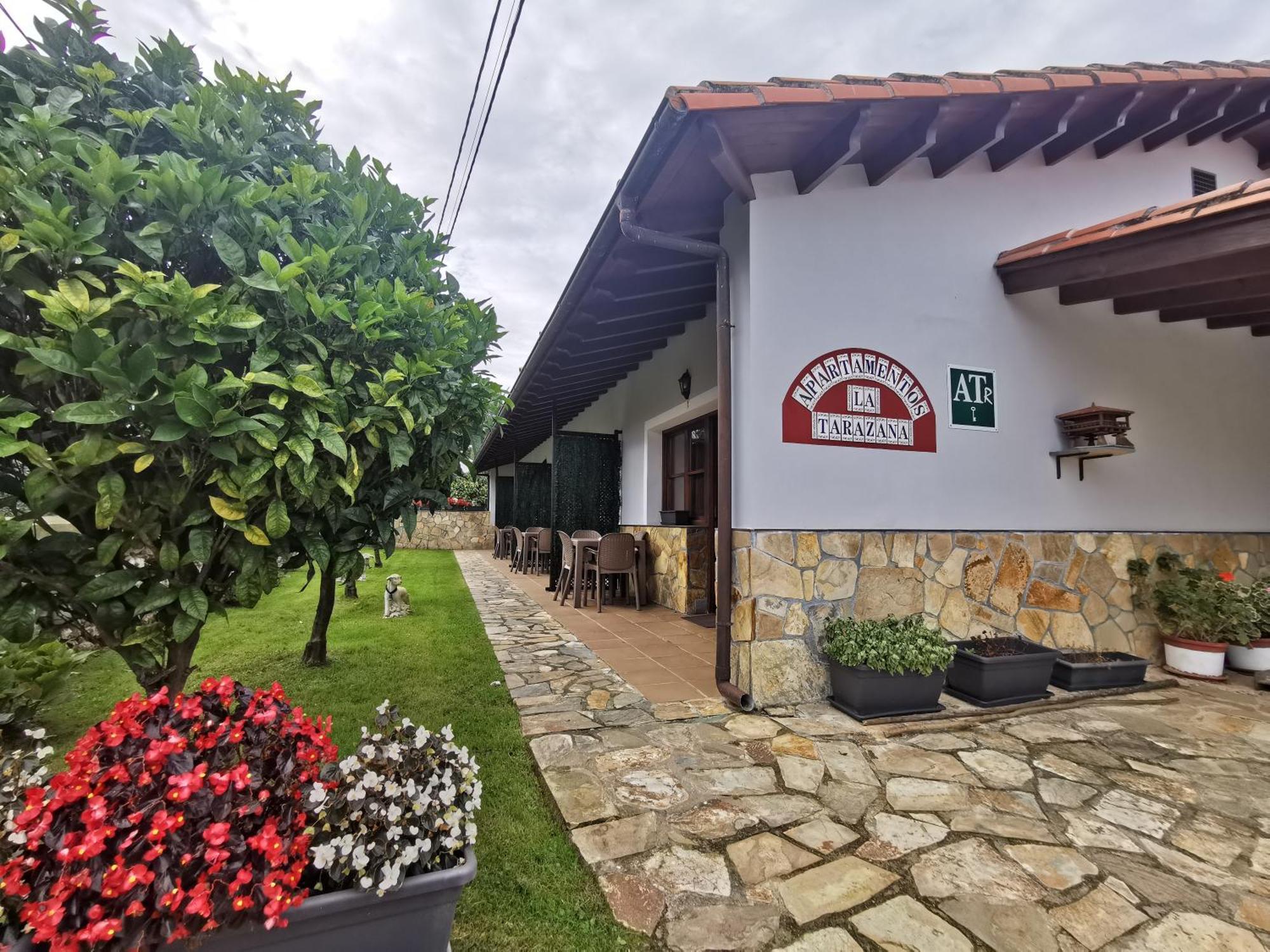 Apartamentos La Tarazana 4 La Pereda de Llanes Екстериор снимка